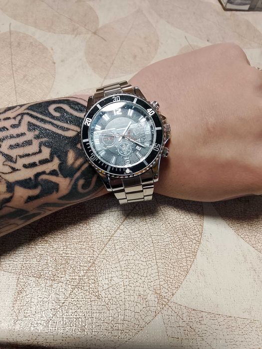 Часовник няма забележки