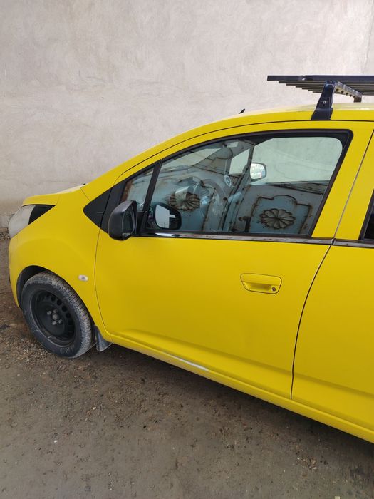 Продам спарк 2014 год механика