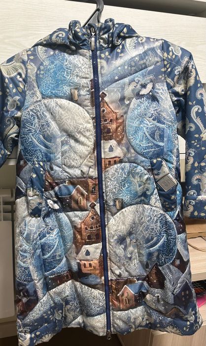 Продам  пальто для девочки