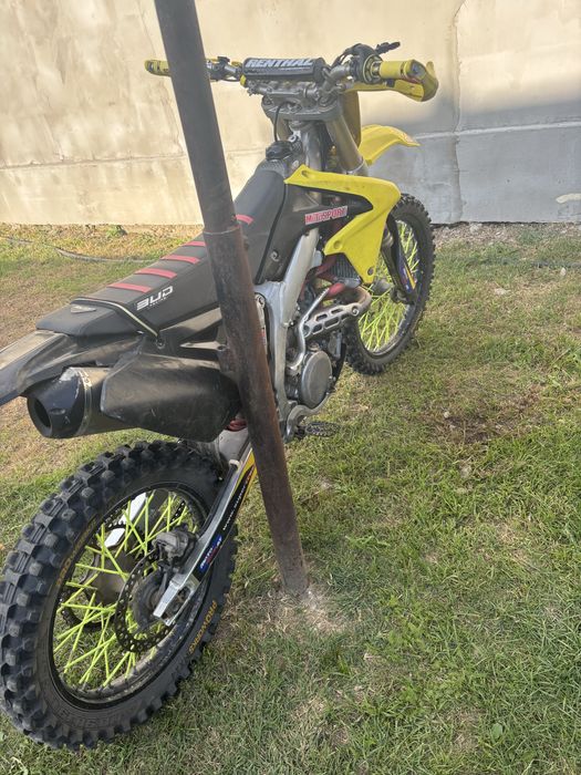 Vand susuki rmz 450 2012 sau fac schimb cu 250 enduro