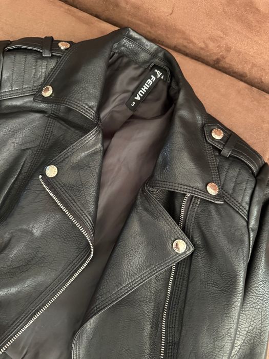 Дамско кожено яке