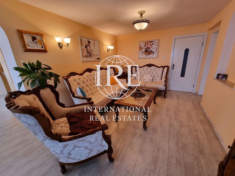 Продава се Къща в Варна, м-т Траката - 500 кв.м за 1010 €/кв.м - Снимка #1