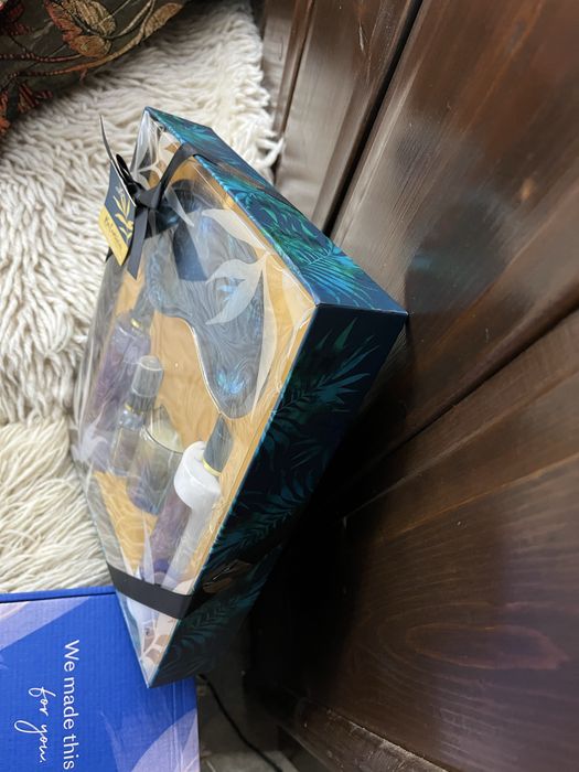 Продавам сет козметика 28лв.