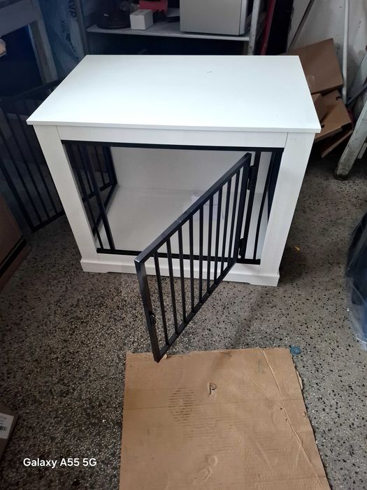 Клетка за кучета и котки