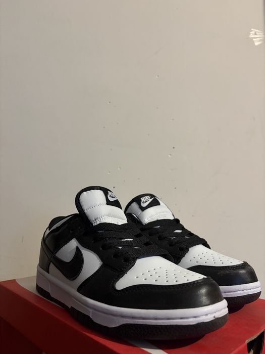 Nike  Dunk Low - 37.5,38,40