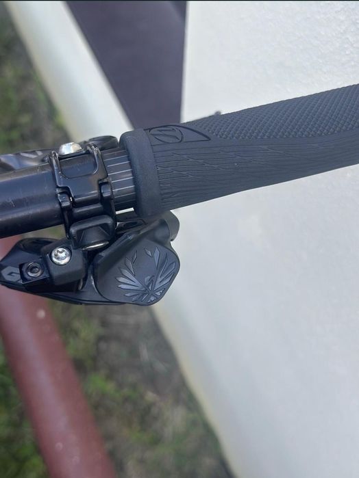 Santa cruz megatower