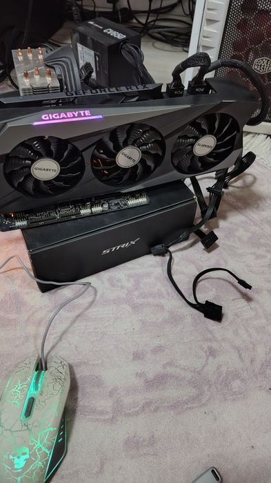 Placă video 3070ti