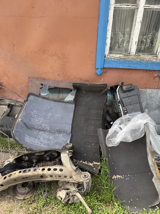 Запчасти на мерс w210 лупарик