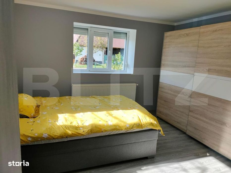 Casa renovata in sat Berecuta, 2 imobile, teren 1500 mp si panouri fot