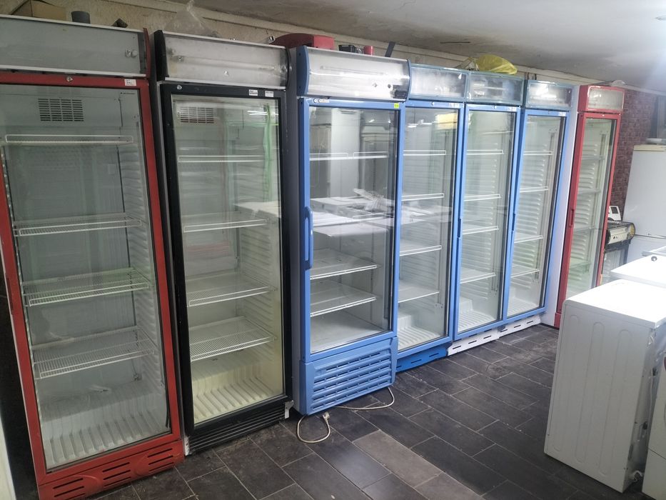 Холодильник Витринный