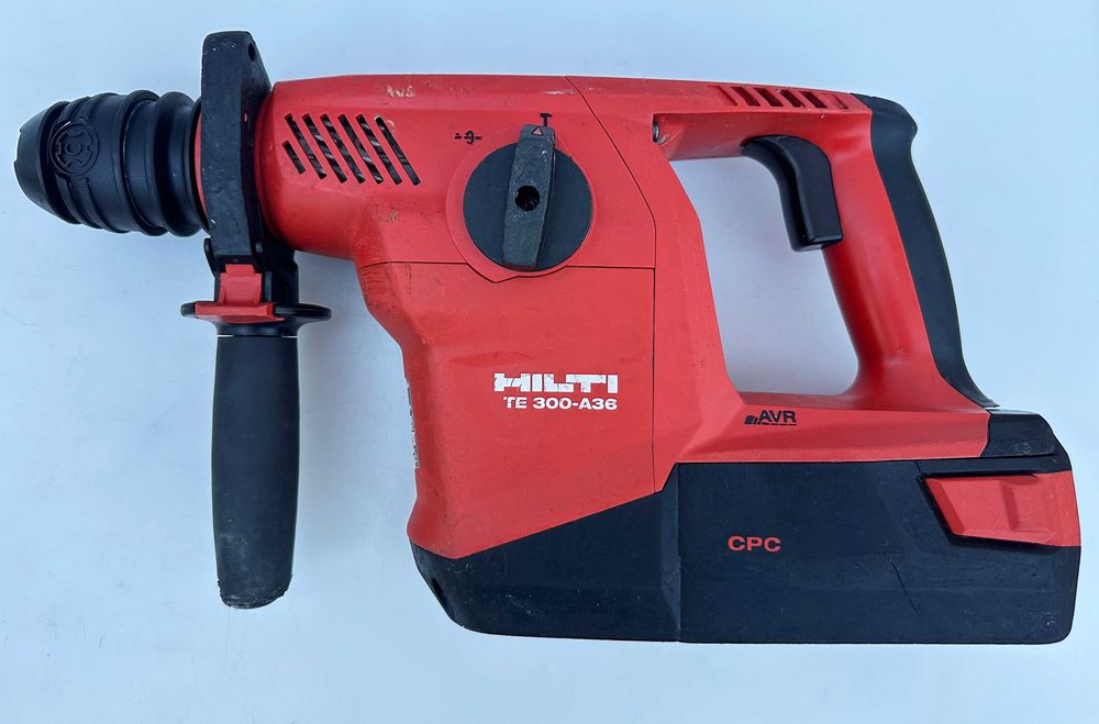 Hilti TE 300-A36 - Акумулаторен къртач 2x36V 5.2Ah перфектен!