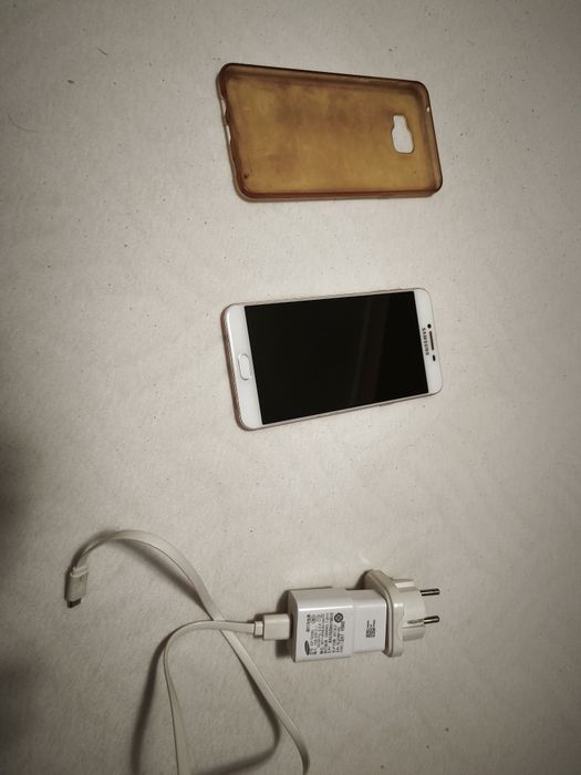 Telefon Samsung c7