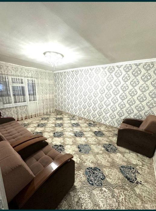 Pitsotkada 3 xonali uy sotiladi