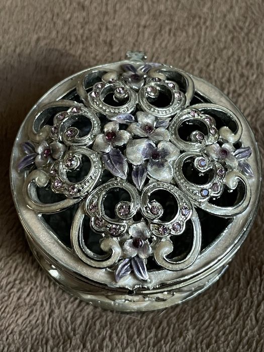 Кутийка за бижута Jindeli