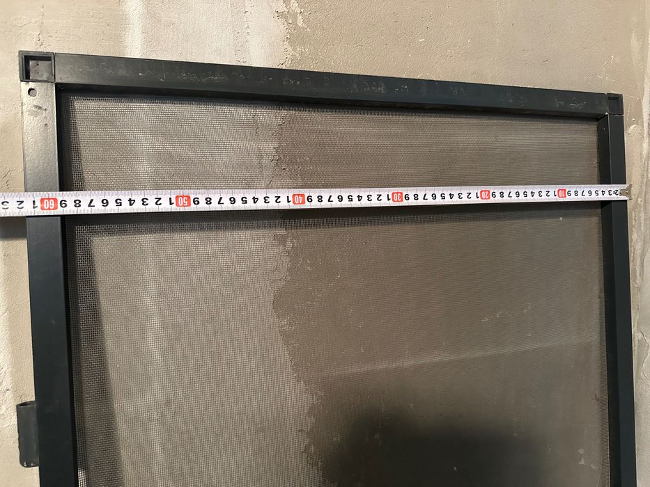 Комарник за прозорец