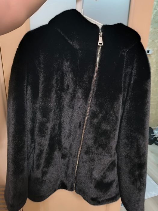 Продам шубу новую