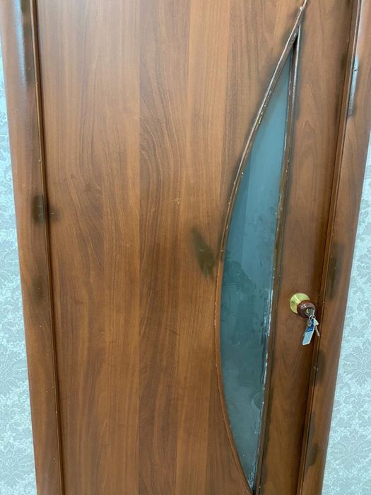 Продам двери межкомнатные,