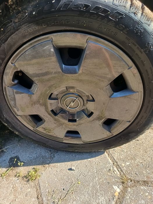 Зимни гуми 205/55/16 със стоманени джанти 5*110/16