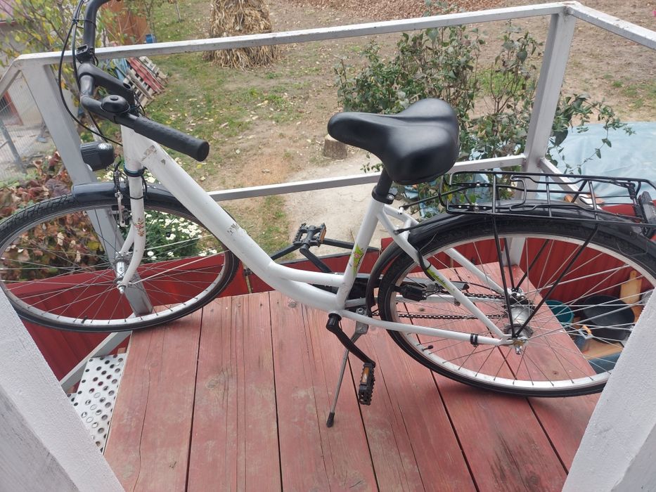 Vând bicicleta în stare foarte bună