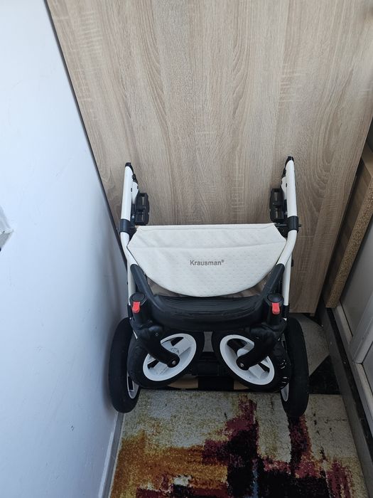 Vând cărucior Krausman