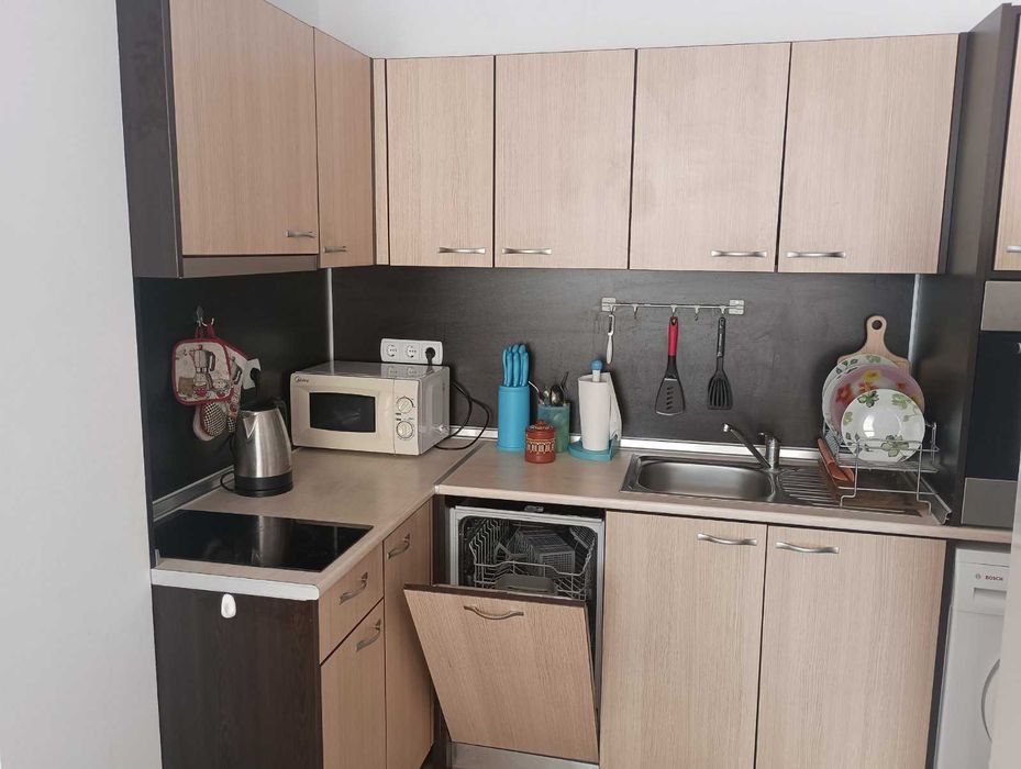 Продава се Тристаен апартамент в к.к. Слънчев бряг - 108 кв.м за 871 €/кв.м - Снимка #3