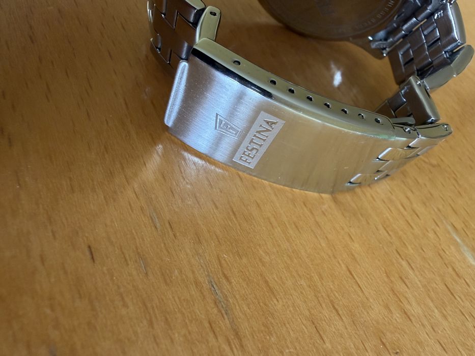 Часовник FESTINA CLASSIC 45mm F20357/4