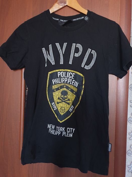 Продаю мужскую одежду