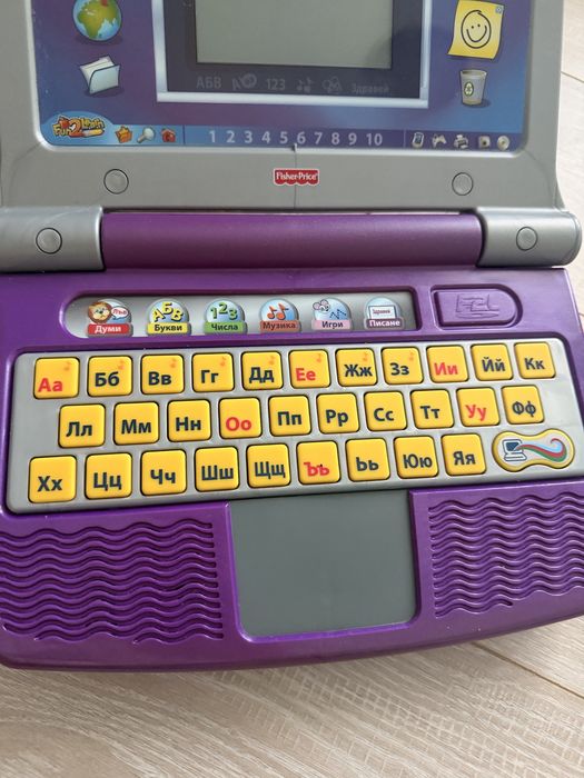 Лаптоп Fisher Price