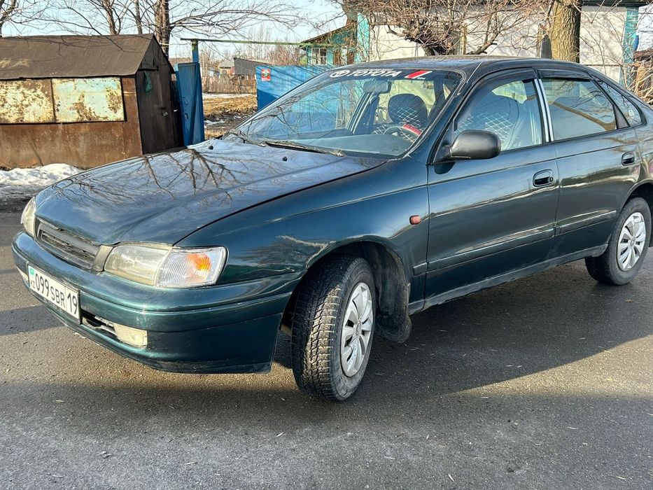 Тайота каринаа Е