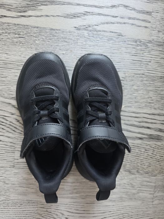 Детские кроссовки Adidas