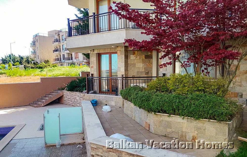 Продава се Двустаен апартамент в Бяла - 72 кв.м за 510 €/кв.м - Снимка #14