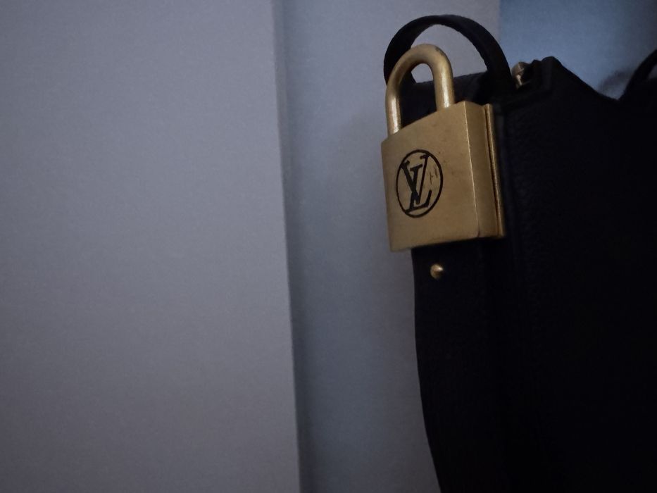 Чанта Louis Vuitton