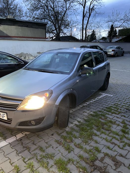 OPEL Astra 2011 — imagine 4