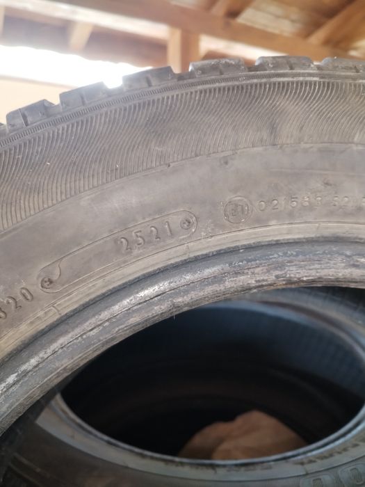 4бр. Зимни гуми - 205/60 R16 -SUMITOMO WT200 96H