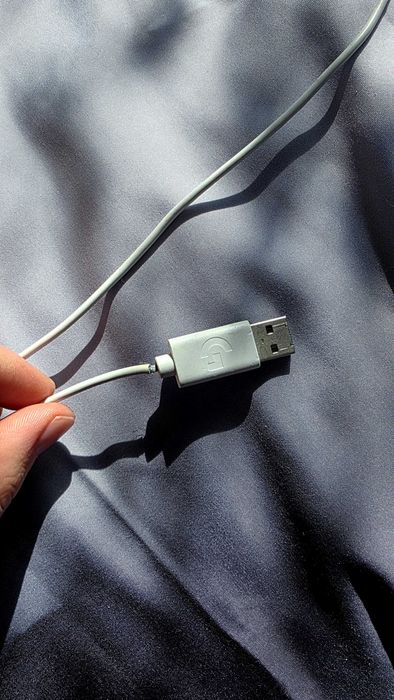 Мишка Logitech 102