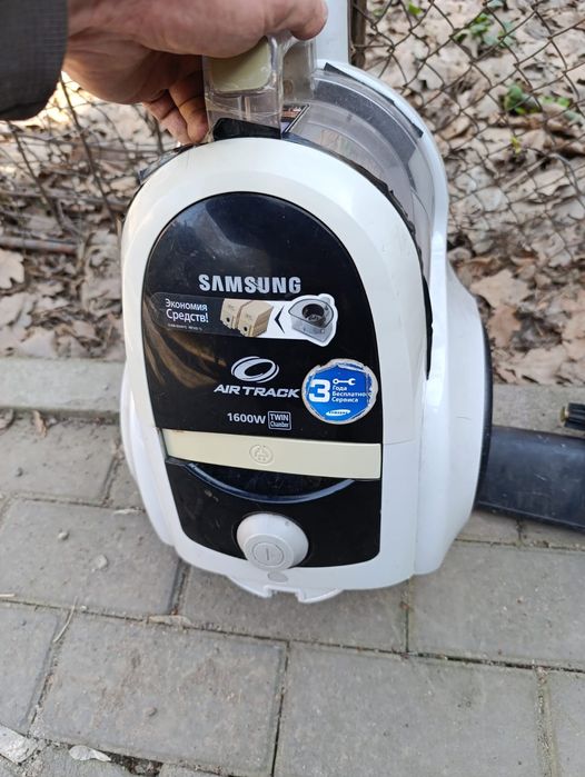 Продам пылесосы б у в рабочем состоянии