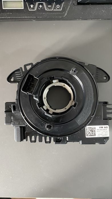 Spira volan Volkswagen 5K0953569K