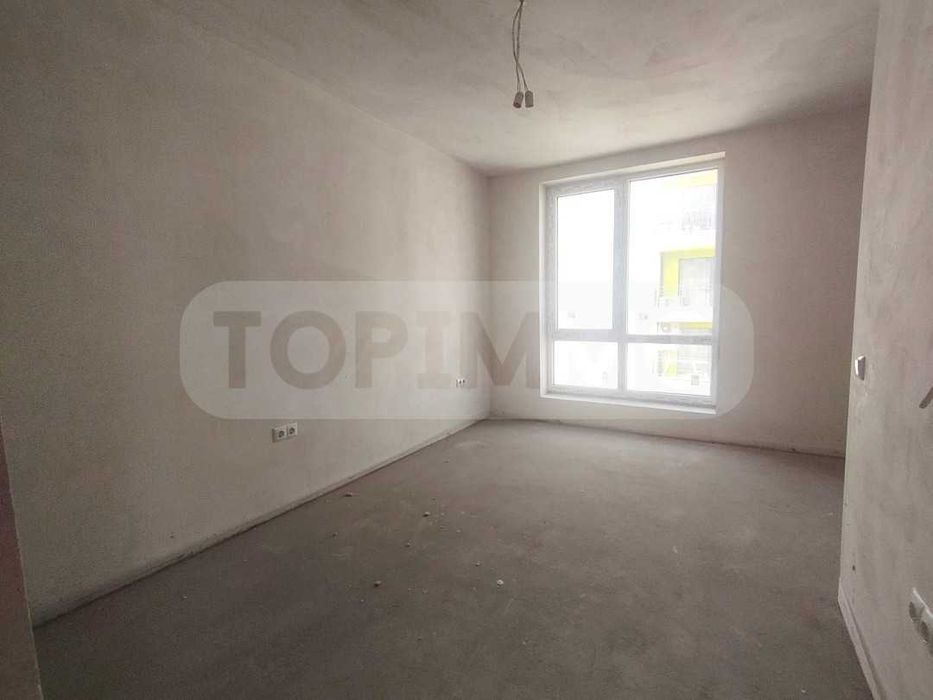 Продава се Двустаен апартамент в Варна, Изгрев - 94 кв.м за 2000 €/кв.м - Снимка #5