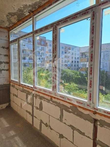 Дава се под наем Двустаен апартамент в Пловдив, Изгрев - 65 кв.м за 56980 € - Снимка #3