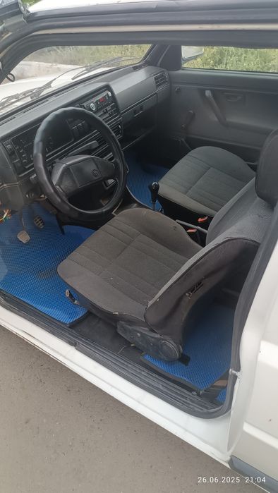 Срочно продам Гольф 2