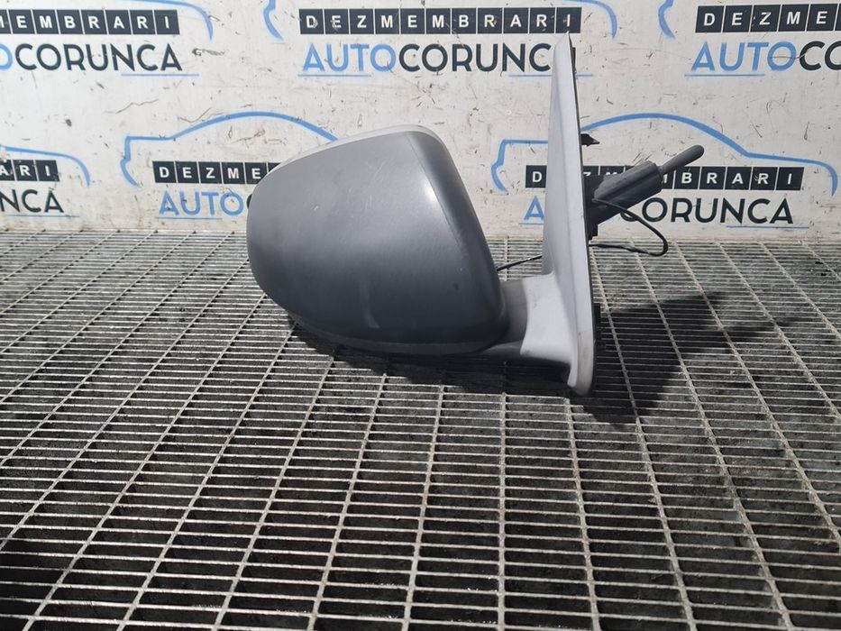 Oglinda dreapta Dacia Duster II 2018 - 2021 4 Usi KNA Gris Comete (1318) Fara rabatare E20417094 Garantie