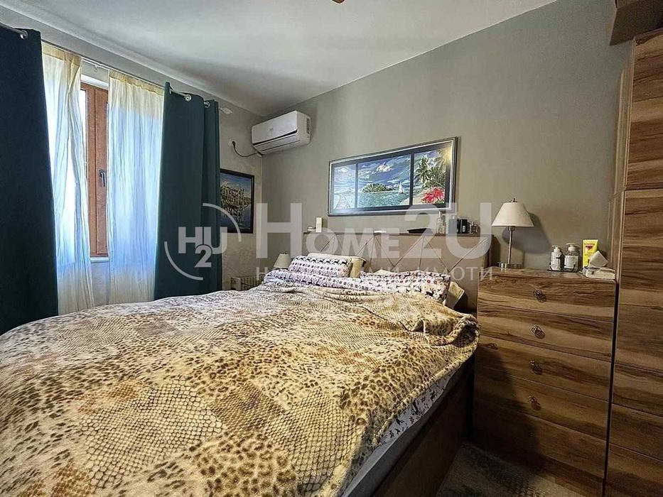 Продава се Тристаен апартамент в Варна, Аспарухово - 100 кв.м за 1600 €/кв.м - Снимка #4