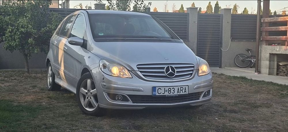 MERCEDES-BENZ B-Class
