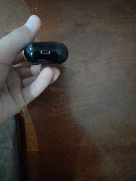 аироподс i31          ,