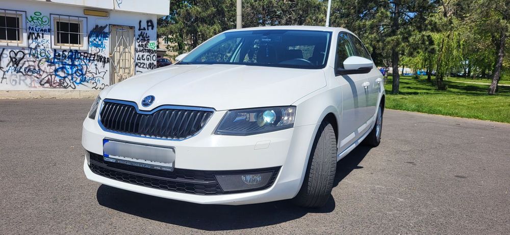 Skoda Octavia Masina foarte intretinuta,functioneaza absolut normal,stare perfecta