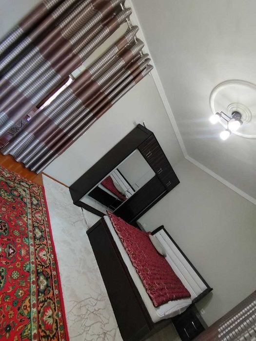 Qarshi shahri Alisher Navoiy MFYda hovli sotiladi