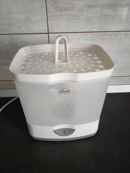 Sterilizator biberon Chicco