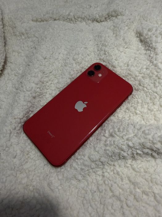 Iphone 11 червен