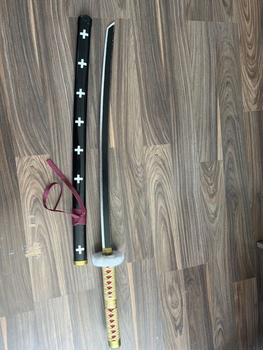 Продам деревянную катану