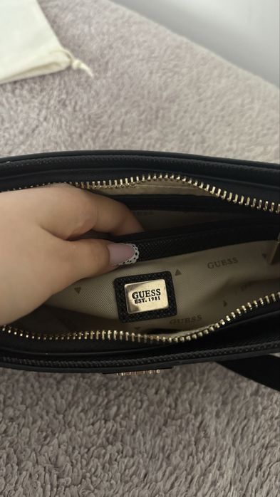 Geanta Guess Noelle Shoulder Bag- Noua cu eticheta